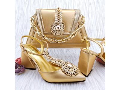 SEO-Titel: Elegante Damenschuhe nach Anlass: Welches Modell passt?