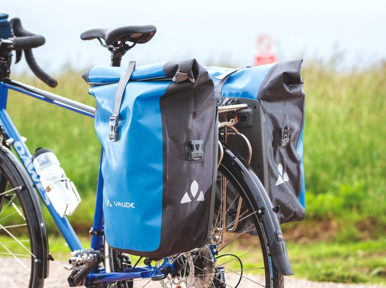 Fahrradtaschen und Rucksäcke